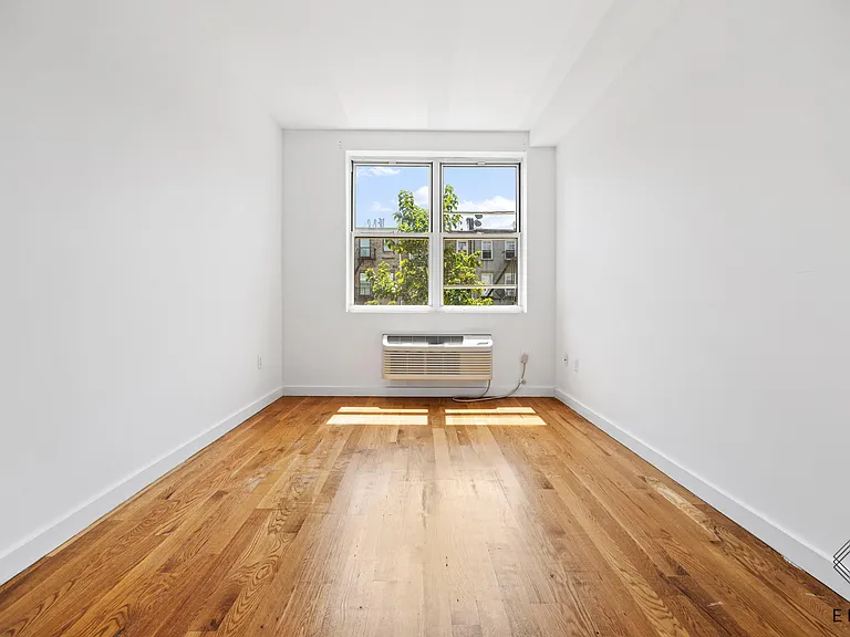 58A Vernon Ave #3A — Photo 10