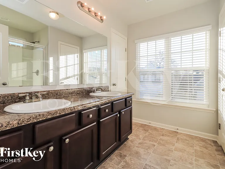 88 Birch River Ct — Photo 10