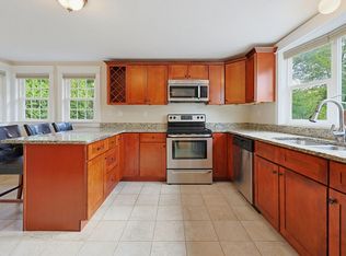 2806 Providence Rd, Northbridge, MA 01534