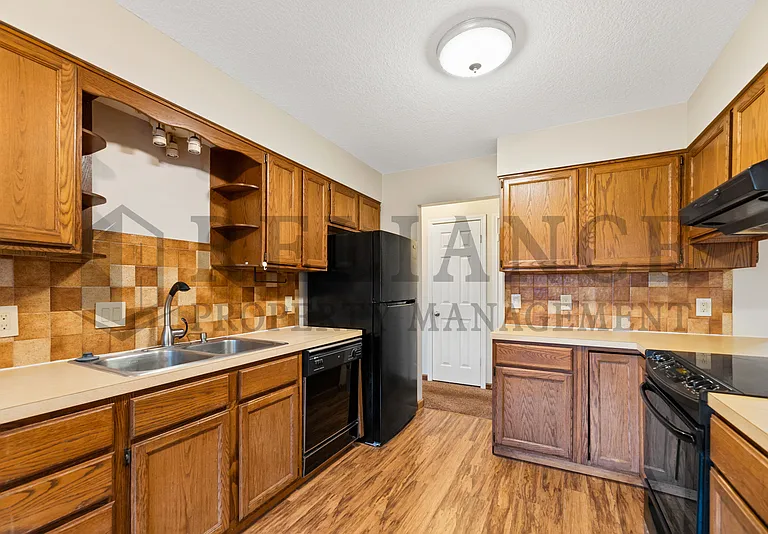 1417 S Goebel Cir — Photo 12