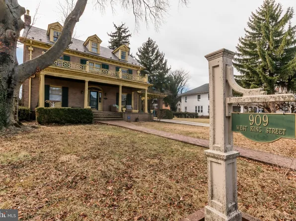909 W King St, Martinsburg, WV 25401