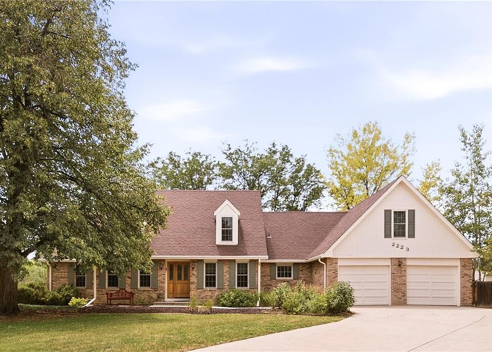 1st image of 2223 Harvard Court