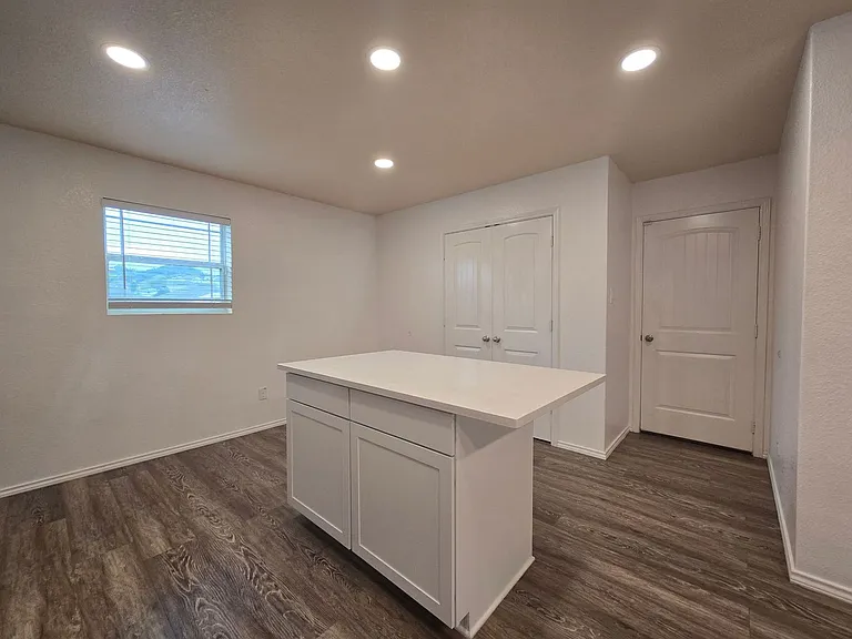 5108 Screaming Eagle Cir — Photo 7