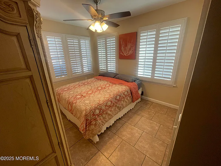 111 Fielder Ave — Photo 9