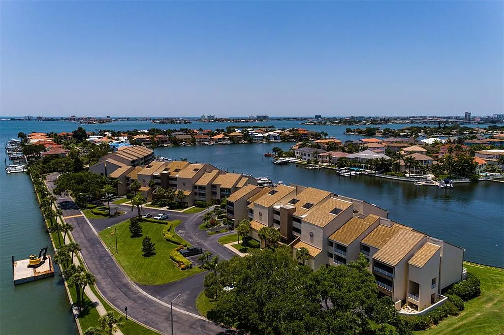 2 bed, 2.0 bath, 1415 sqft, $3,500 — Photo 1