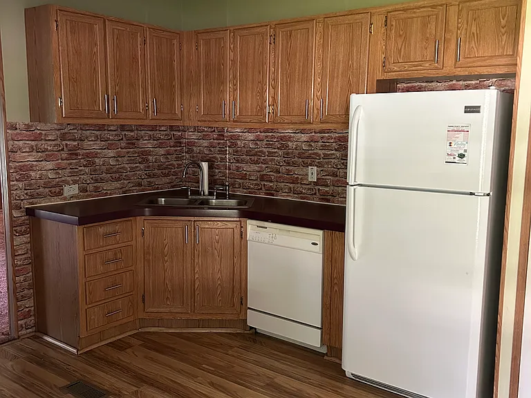 1227 Ford Hwy — Photo 4