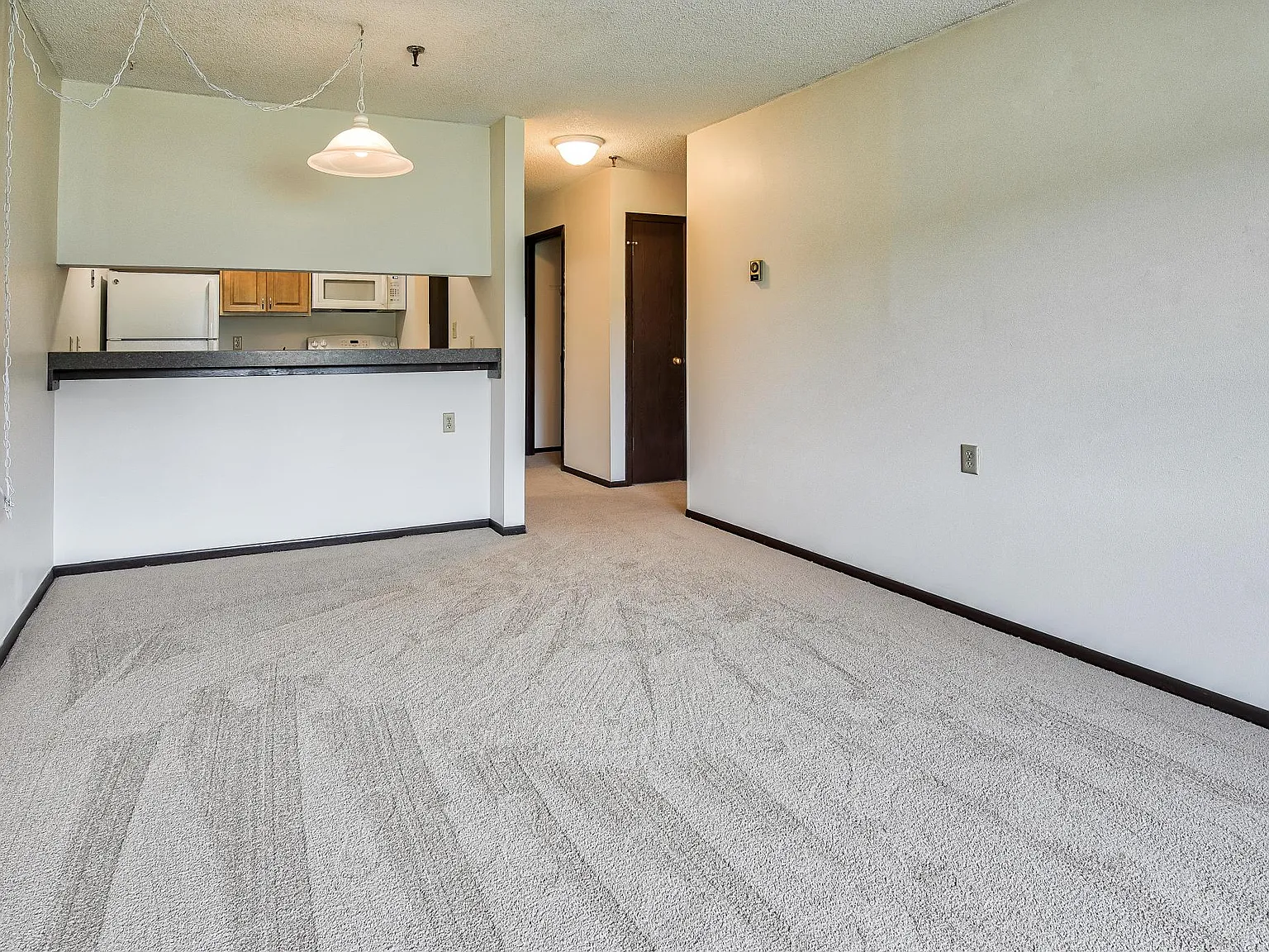 Summersville Place — Photo 3