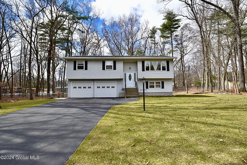 2nd image of 12 Hallak Drive
