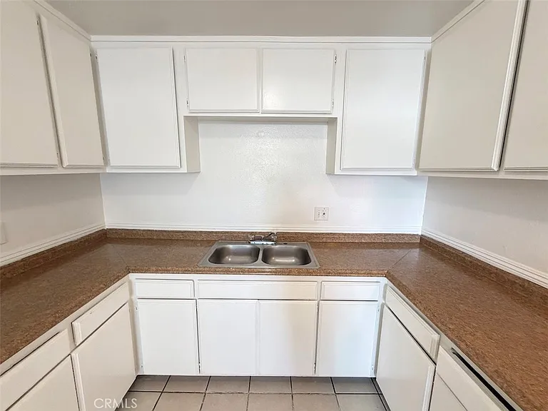1056 E Phillips Blvd #A — Photo 4