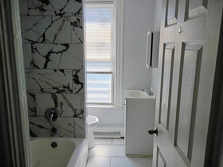 79 Garden St #1 — Photo 1