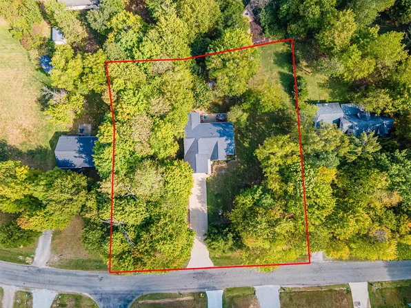 702 Daffodil Dr, Howard, OH 43028