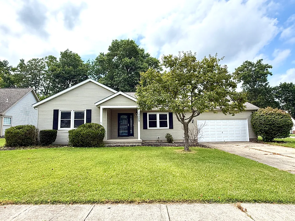 10029 Village Tree Ct