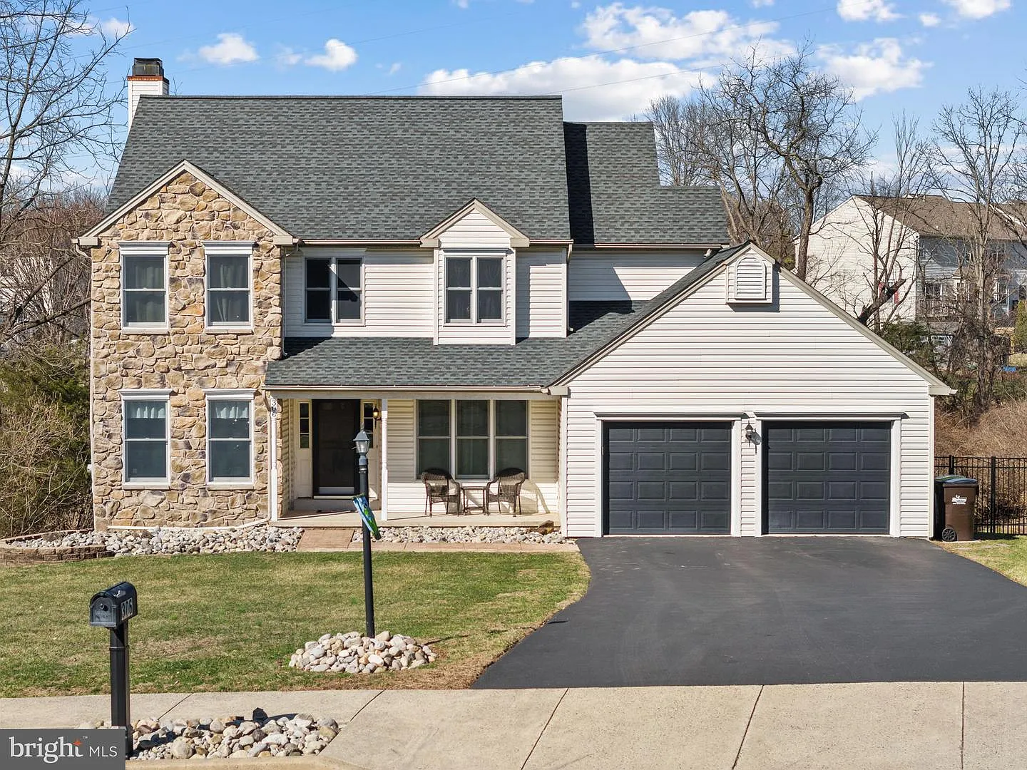 306 Sherwood Ct N photo 1