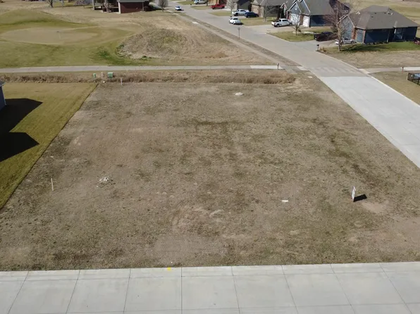 1701 Casey, Newton, KS 67114