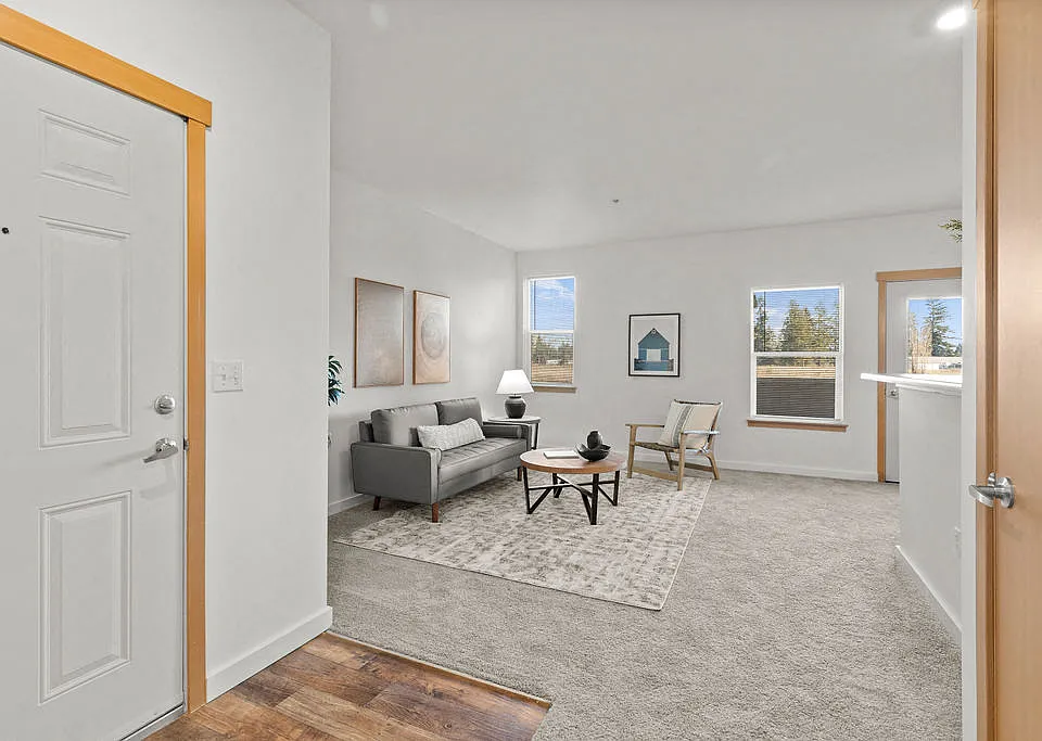 Tustin Apartment Homes