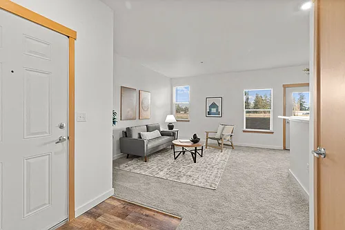 Tustin Apartment Homes Photo 1