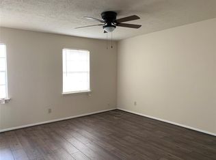 12194 Beamer Rd, Houston, TX 77089