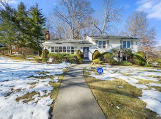 339 Durie Ave, Closter, NJ 07624