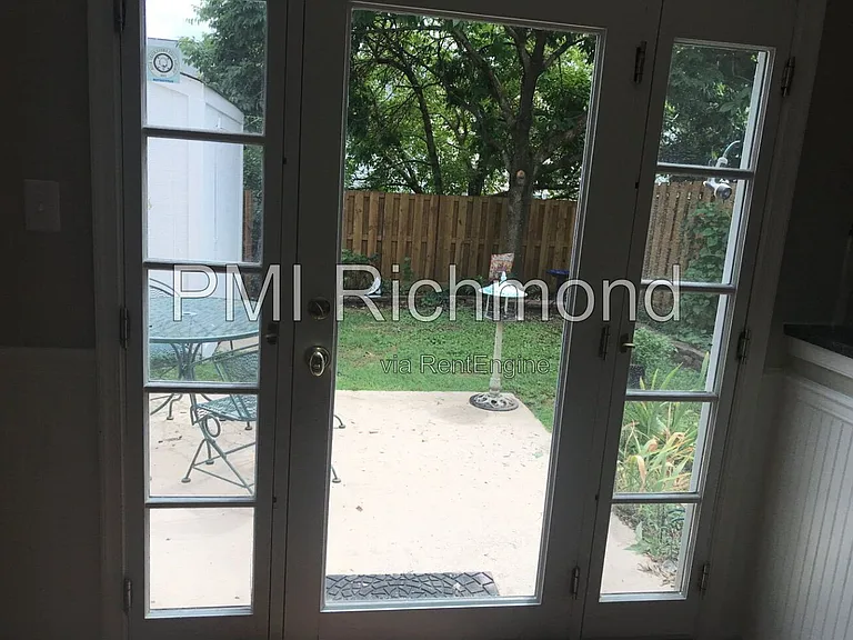 4802 Ballyshannon Ct — Photo 12
