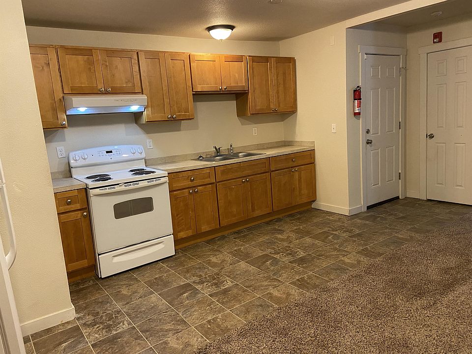 1st image of 1016 S 8th St #15413279