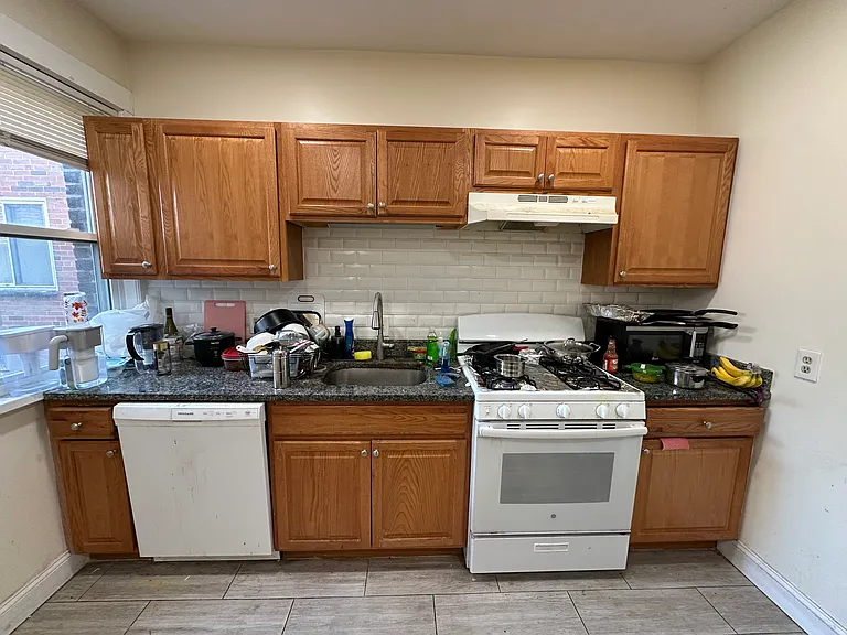 194 Kelton St #2 — Photo 9