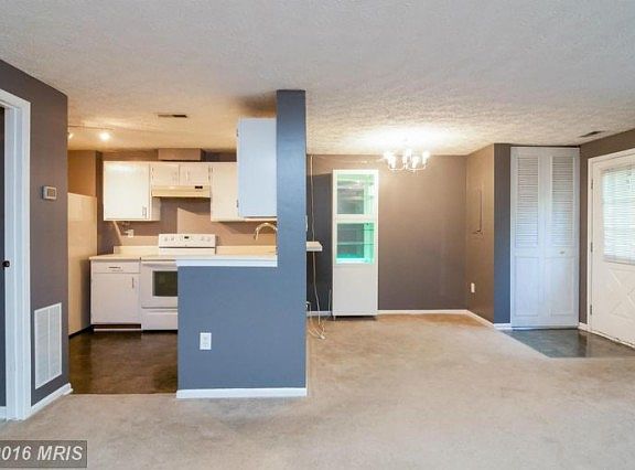4th image of 14159 Aldora Cir