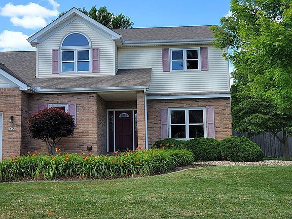 2nd image of 40 Hodgehaven Cir