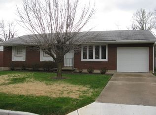 340 Schnebelt St, Greendale, IN 47025