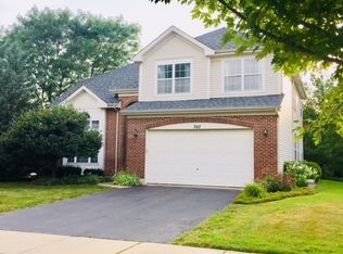 707 Century Farm Ln, Naperville, IL 60563