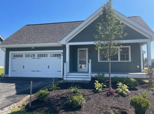 80 Three Ponds Dr, Brentwood, NH 03833