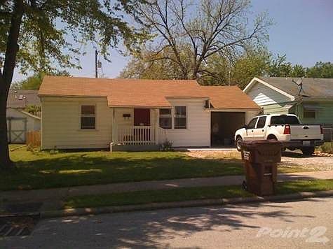2nd image of 2035 N Fremont Ave