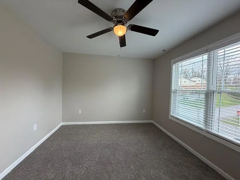 703 Bibb St NE — Photo 14
