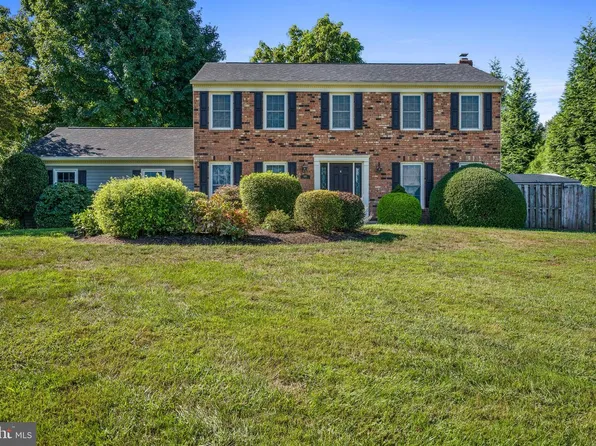 6110 Green Cap Pl, Fairfax, VA 22030