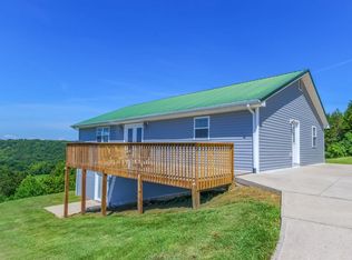 3636 Jackson Ferry Rd, Winchester, KY 40391