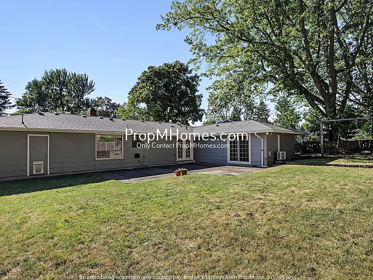 11908 SE 56th Ave — Photo 26
