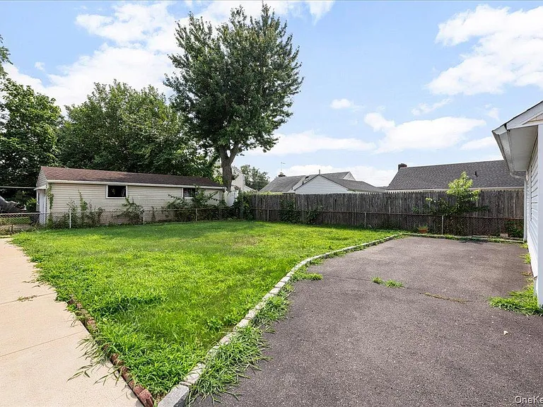 4 Cecil Pl — Photo 27