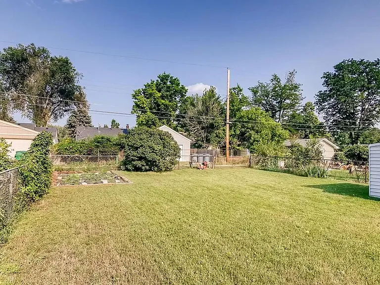 4616 S Logan St — Photo 5