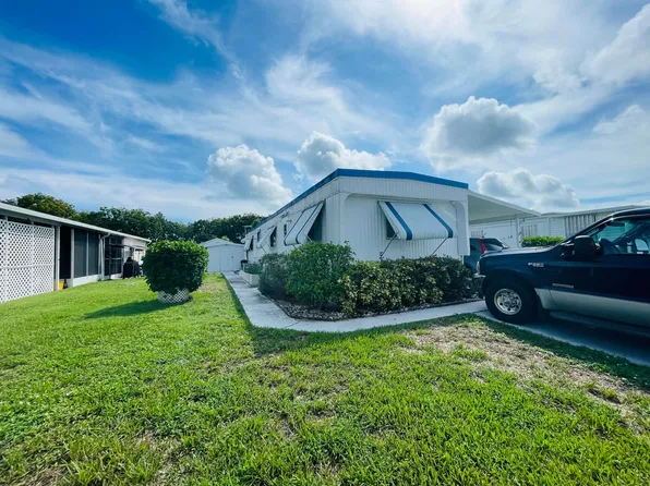 7457 SE Swan Avenue, Hobe Sound, FL 33455