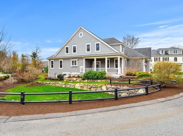 23 Woodmere Dr #13, Milton, MA 02186