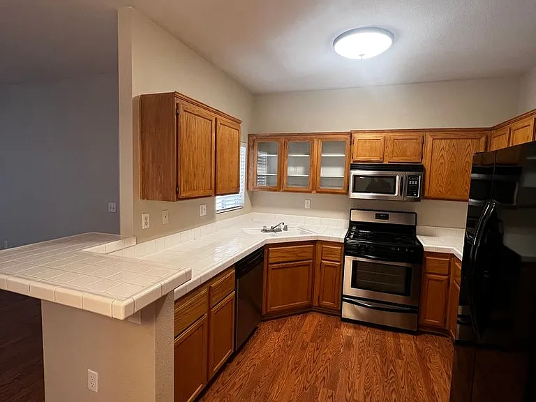 1830 N Buffalo Dr #2102 — Photo 6