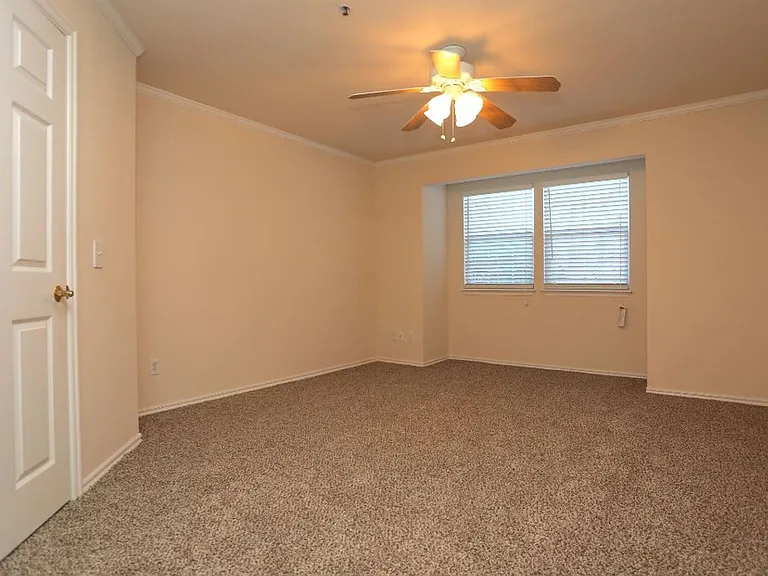 4761 S Harvard Ave #21 — Photo 10