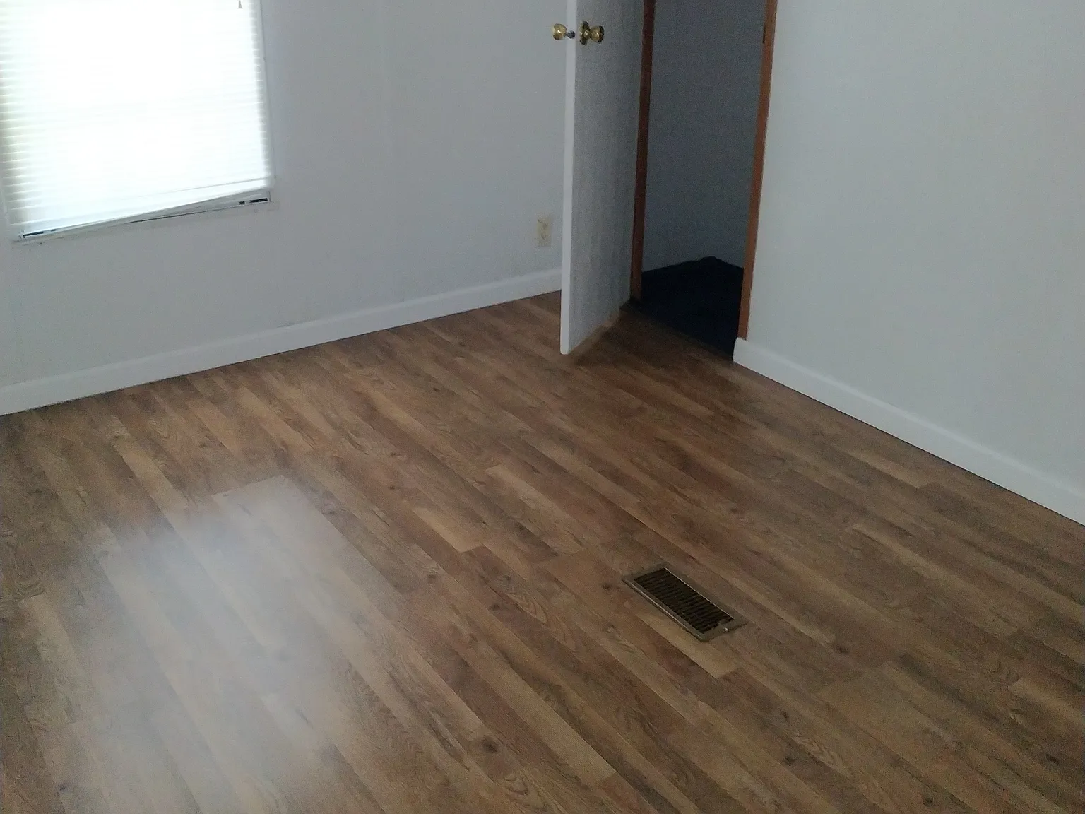 3 bed, $1,195 — Photo 4
