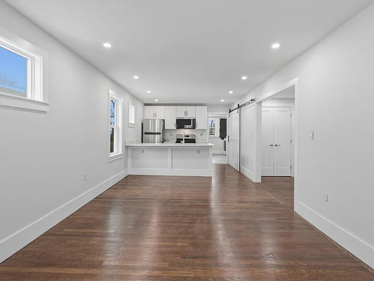 18 Ronan St #2 — Photo 11
