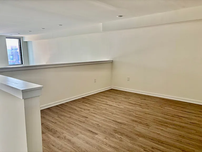 Freedom Lofts — Photo 16