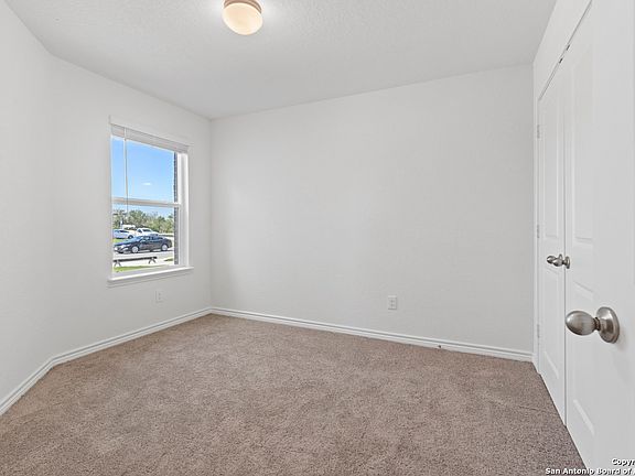 5th image of 4815 PLAZA CENTER