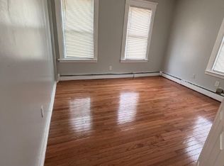 141 County Street 2 #B, New Haven, CT 06511