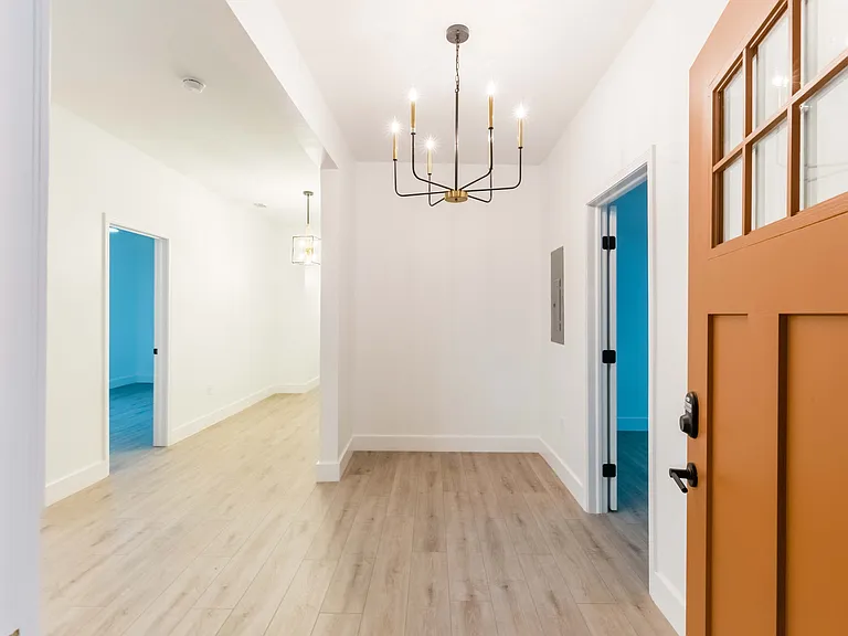 1170 Niles Ave NW — Photo 9
