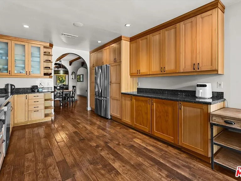9002 Norma Pl — Photo 9