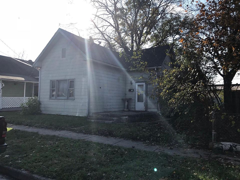 1st image of 2311 Hoyt Ave