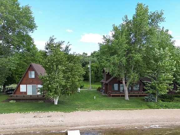 5th image of 14152 SE Turtle Lake Rd